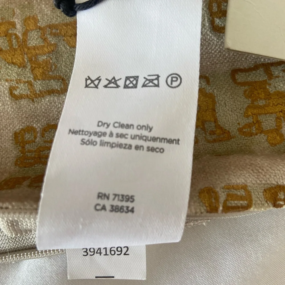 (1) West Elm pillow sham